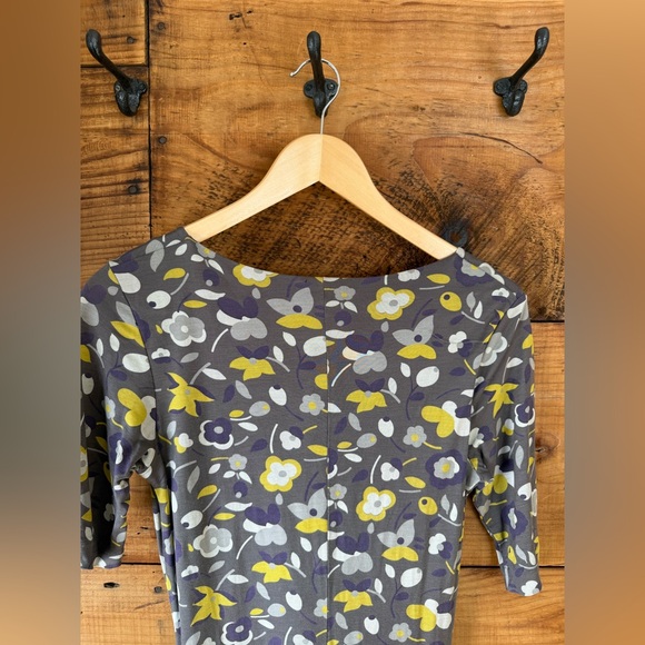 Boden Floral Gray, Yellow and Purple Knit Dress - Size 4 - Picture 8 of 8